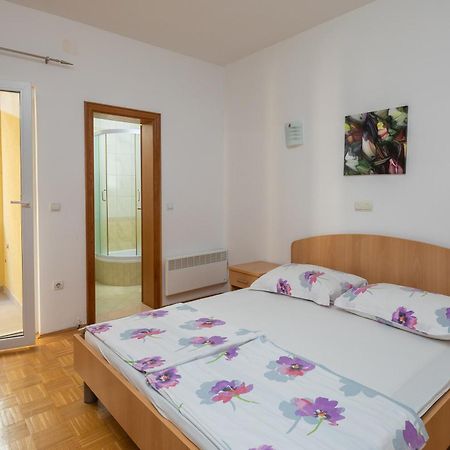 Xxl Family Penthouse Apartman Makarska Szoba fotó